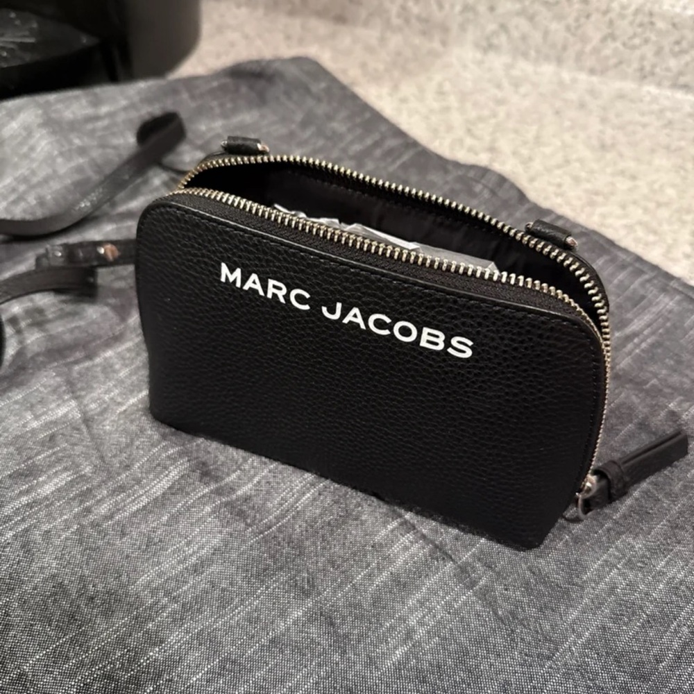 Marc Jacobs Groove Women's Black Mini Crossbody Bag H107L01FA21